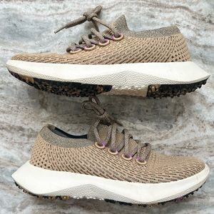 Like new AllBirds tennis shoes